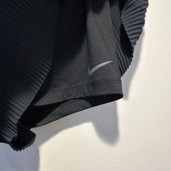 Nike Court Maria Sharapova 10" Tennis Skort Womens Medium Black Pleated 854828 - Picture 4 of 9